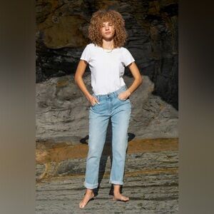 Oliver Logan Crosby Relaxed Taper Jeans Light Wash Women’s Jeans - Size 25